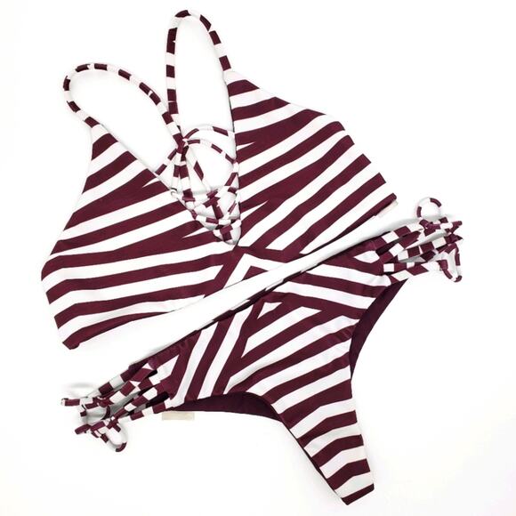 Ola Feroz Cuyagua in Oronoco maroon stripe… - Picture 7 of 10